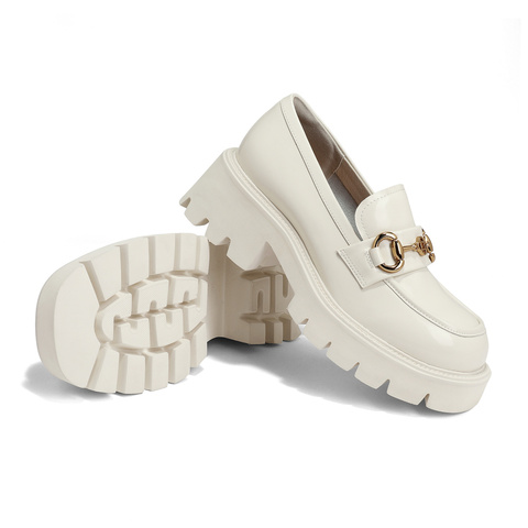 森达乐福鞋女2025春新学院风马衔扣厚底通勤时尚单鞋ZTA18AA5