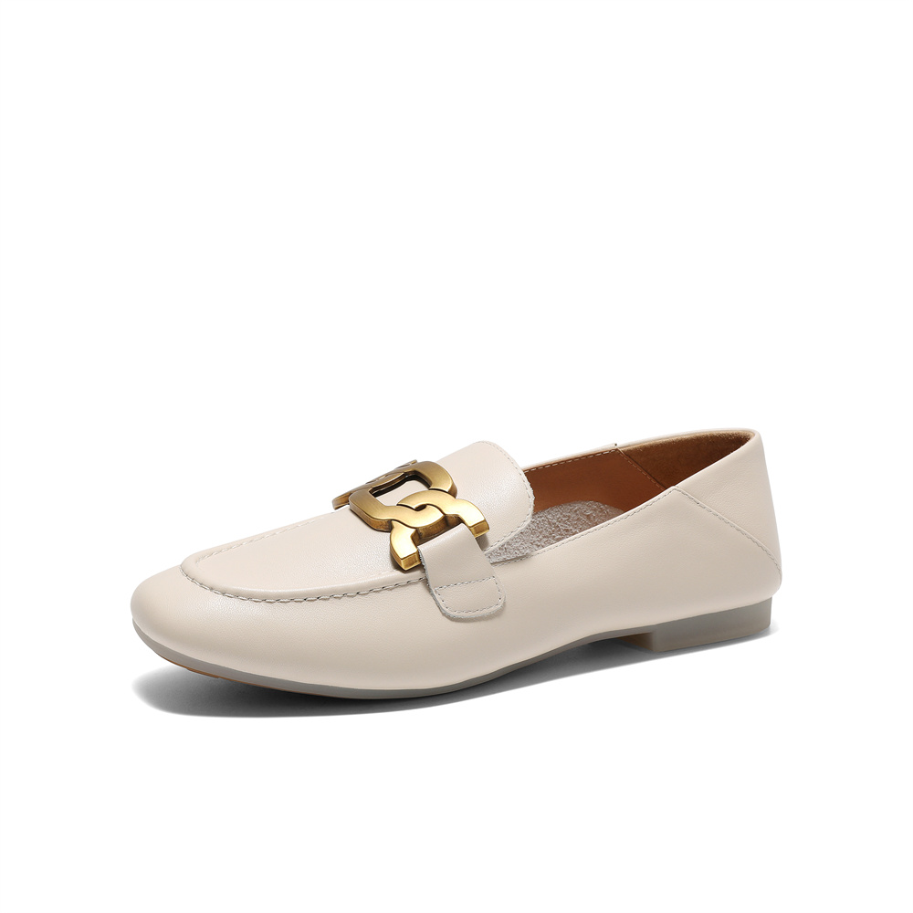 森达乐福鞋女款2025春季新款通勤马衔扣舒适平底单鞋WP002AA5