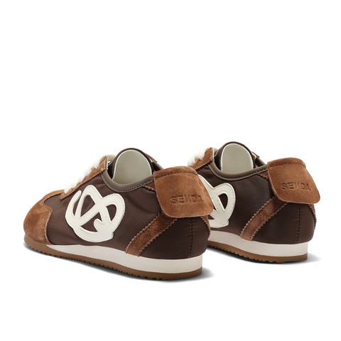 森达德训鞋女款2025秋新拼接运动风休闲鞋ZTH27CM5