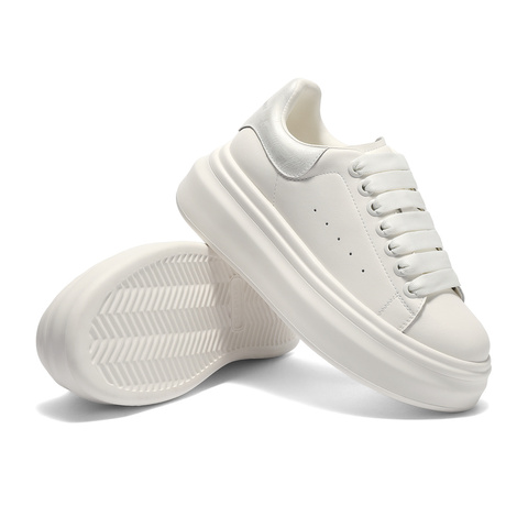 森达板鞋女2025秋新商场同款经典百搭厚底休闲小白鞋XQW01CM5