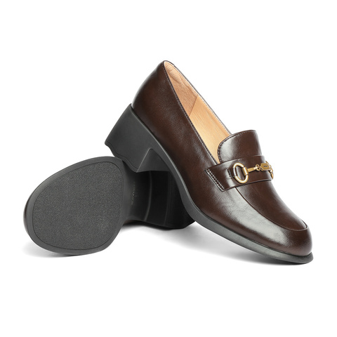 森达通勤鞋女2025秋新商场同款马衔扣粗跟单鞋XQK01CA5