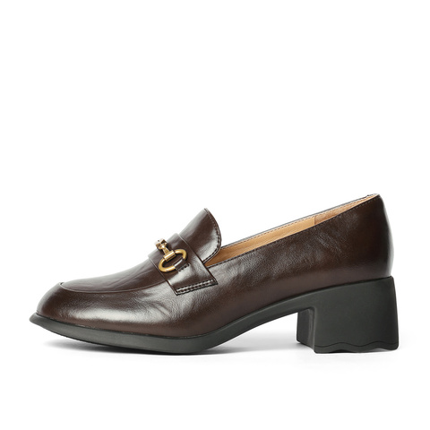 森达通勤鞋女2025秋新商场同款马衔扣粗跟单鞋XQK01CA5