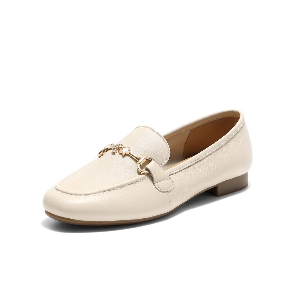 森达乐福鞋女款2025秋新马衔扣通勤舒适平跟单鞋WP026CA5