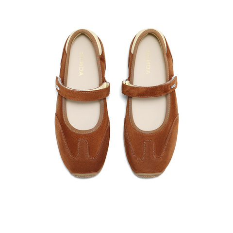 森达玛丽珍女款2025秋季新款运动风德训户外休闲鞋ZTH39CQ5