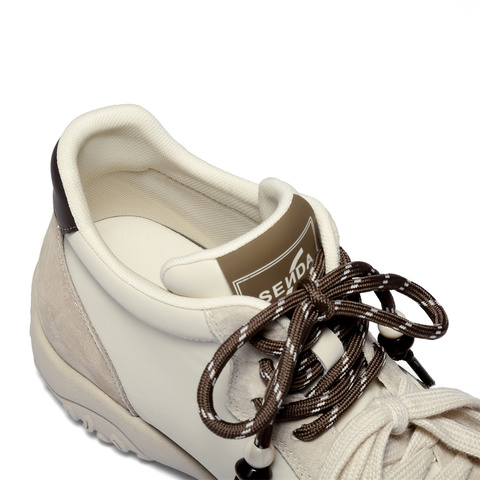 森达高帮鞋女2025冬季新款商场同款户外德训休闲鞋XTW01DD5