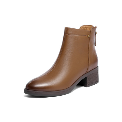 森达时装靴女款2025冬新商场同款气质显瘦粗跟短皮靴4FU42DD5