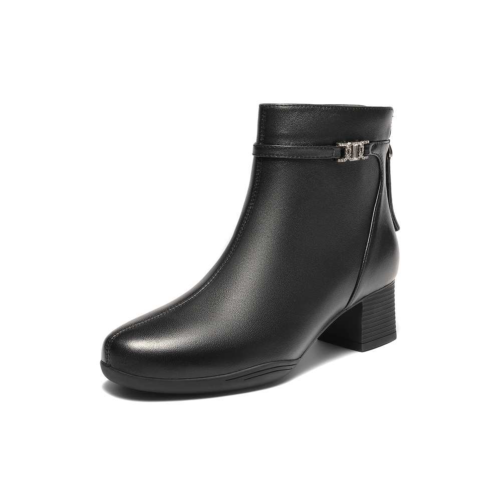 森达时装靴2025冬季新款商场同款软面粗高跟短靴XTH01DD5