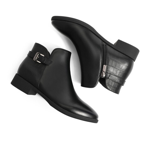 森达时装靴女2025冬新商场同款潮流休闲短靴4T647DD5