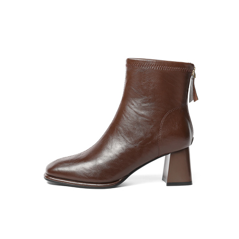 森达弹力靴女2025冬季新款商场同款时尚粗高跟短靴XRR01DD5