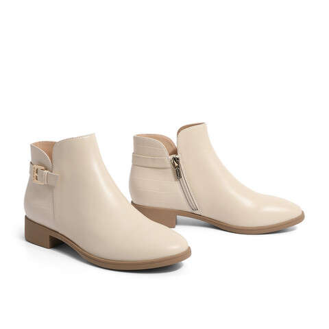 森达时装靴女2025冬新商场同款潮流休闲短靴4T647DD5