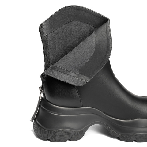 森达弹力靴女2025冬新商场同款厚底增高显瘦休闲中筒靴XSX01DZ5