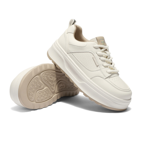 森达小白鞋女2025秋季新款厚底增高户外休闲板鞋WP049CM5