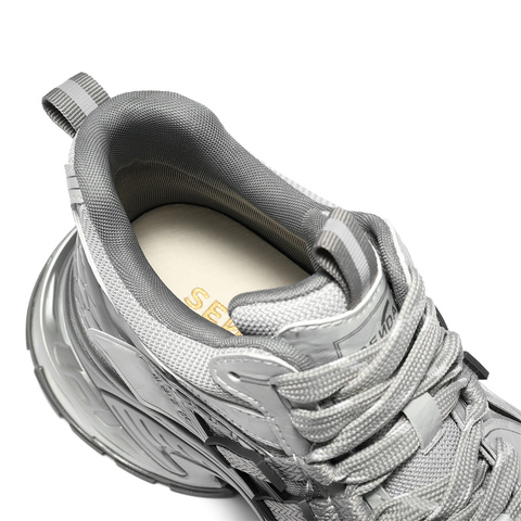 森达休闲靴女2025冬季新款商场同款运动老爹短靴XVP01DD5