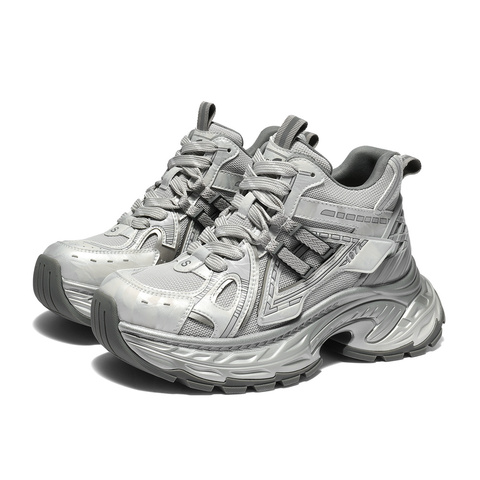 森达休闲靴女2025冬季新款商场同款运动老爹短靴XVP01DD5