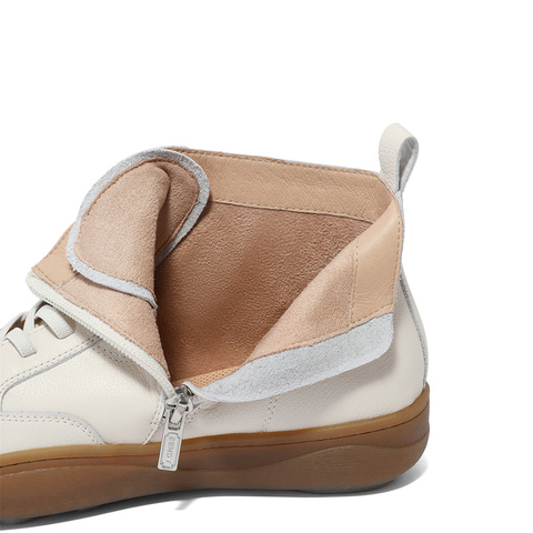 森达休闲靴女2025冬新商场同款舒适行走平底短靴4CF42DD5