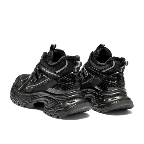 森达休闲靴女2025冬季新款商场同款运动老爹短靴XVP01DD5