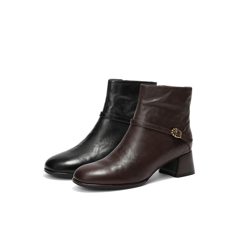 森达时装靴女2025冬新商场同款抓纹时尚短皮靴XVS01DD5