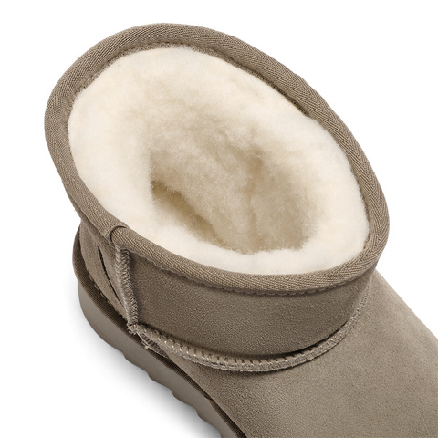 森达雪地靴女2025冬季新款舒适保暖东北休闲短靴ZTI57DD5