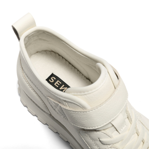 森达高帮鞋女2025冬新商场同款运动健步休闲短靴XUA01DD5