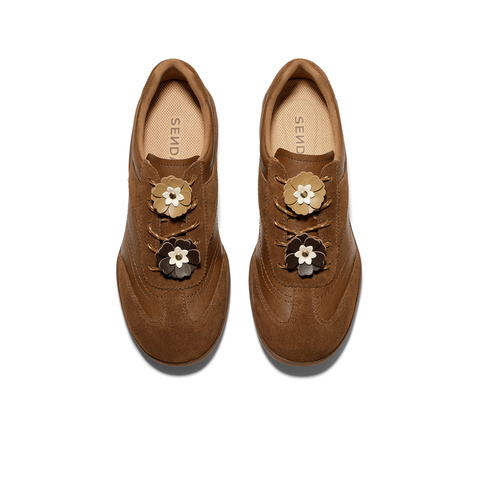 森达德训鞋女2026春新拼接运动跑步户外休闲板鞋4NU23AM6