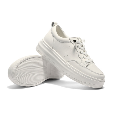 森达小白鞋女2026春新商场同款简约厚底休闲板鞋XWP01AM6