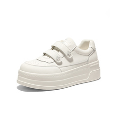 森达小白鞋女2026春季新款厚底增高纯色休闲板鞋ZTK15AM6