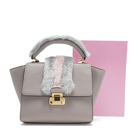 SKAP/圣伽步秋冬专柜同款牛皮毛毛翅膀女手提斜挎包10826531