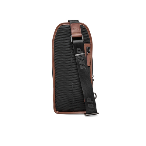 SKAP圣伽步2023春季新款商场同款撞色斜挎包小包男胸包X1G02AX3