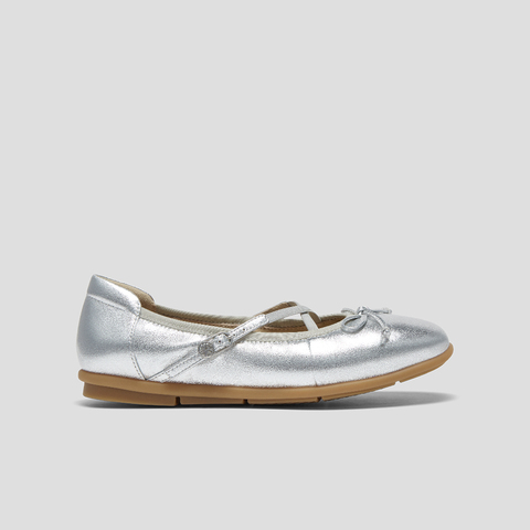 SKAP圣伽步女鞋2024秋季新款蝴蝶结平跟日常弹力舒适气质女休闲鞋