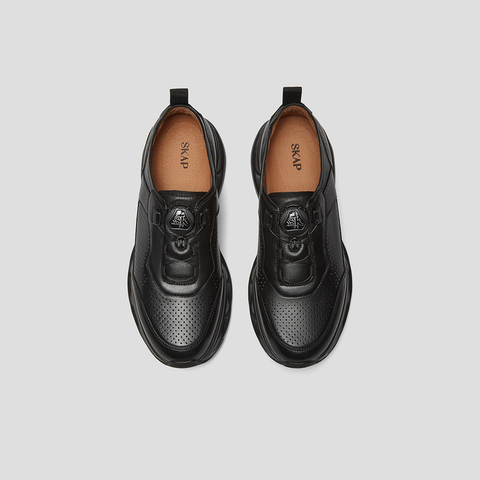 SKAP圣伽步男鞋2025春季新款透气轻便免系带简约男款休闲鞋