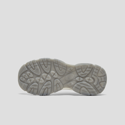 SKAP圣伽步女鞋2025春季新款厚底旋转扣户外女款休闲运动鞋