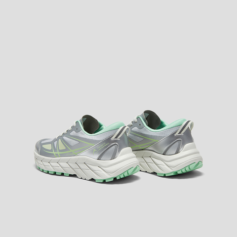 SKAP圣伽步女鞋2025春季新款旅游户外拼色系带女舒适运动鞋