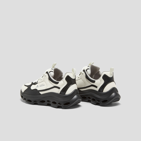 SKAP圣伽步女鞋2025春季新款户外厚底增高舒适拼色女运动鞋