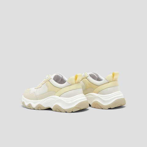 SKAP圣伽步女鞋2025春季新款运动户外厚底清新系带圆头女款运动鞋