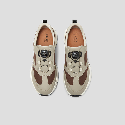 SKAP圣伽步男鞋2025秋季新款户外厚底旋扣舒适拼色男款休闲运动鞋