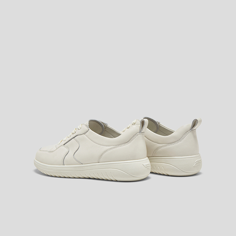 SKAP圣伽步女鞋2025春季新款日常系带拼色舒适平跟简约女款休闲鞋