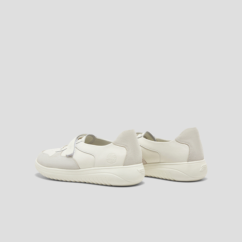 SKAP圣伽步女鞋2025秋季新款日常简约舒适平跟魔术贴女款休闲鞋