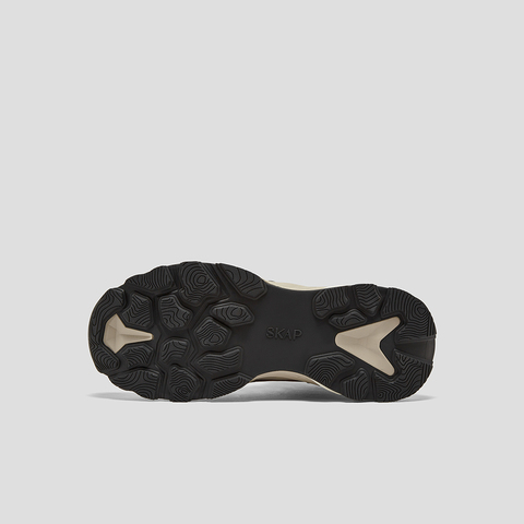 SKAP圣伽步男鞋2025冬季新款户外增高超强抓地短靴拼接男款运动靴