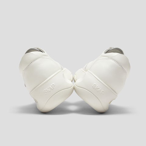 SKAP圣伽步女鞋2026春季新款单鞋轻便魔术贴舒适简约女款休闲鞋