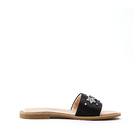 思加图2018年夏季专柜同款黑色布面水钻装饰女凉拖鞋9N604BT8