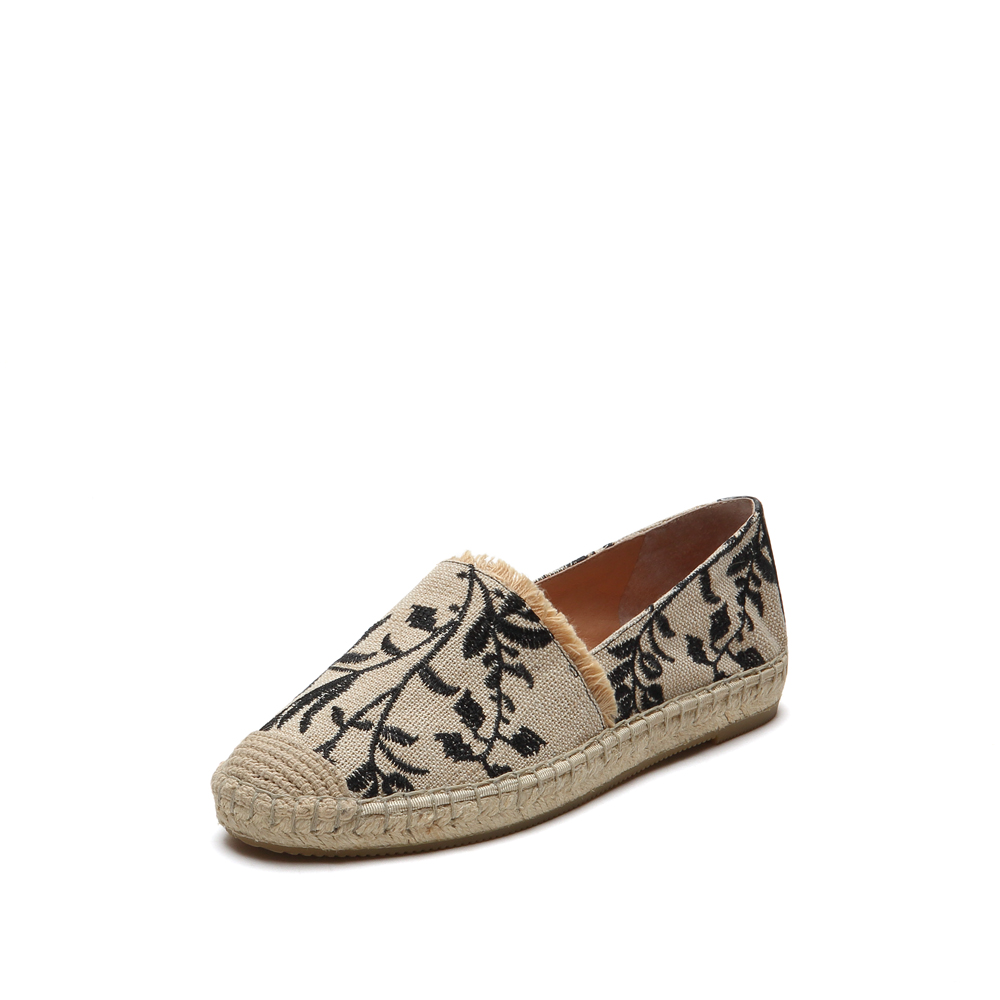 思加图2021春季新款渔夫鞋素雅一脚蹬绣花女平底鞋休闲鞋9UA78AA1