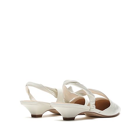 思加图2021春季新款时尚法式风尖头低跟凉鞋女皮猫跟凉鞋EBS01AH1