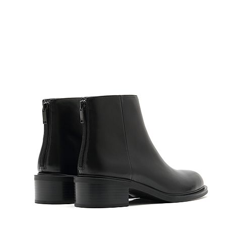 思加图2021冬季新款简约后拉链小短靴圆头粗跟靴子女皮靴EC305DD1