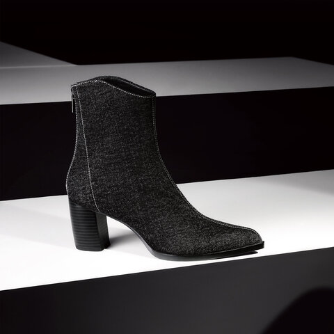 思加图2023冬季新款西部恋曲短靴高跟鞋时装靴气质通勤黑色女皮靴EQ502DD3