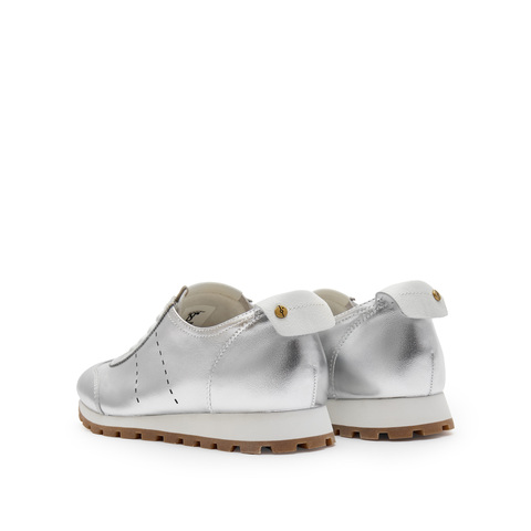 思加图2024秋季新款枫糖奶皮德训鞋阿甘鞋运动休闲鞋女鞋EZA01CM4