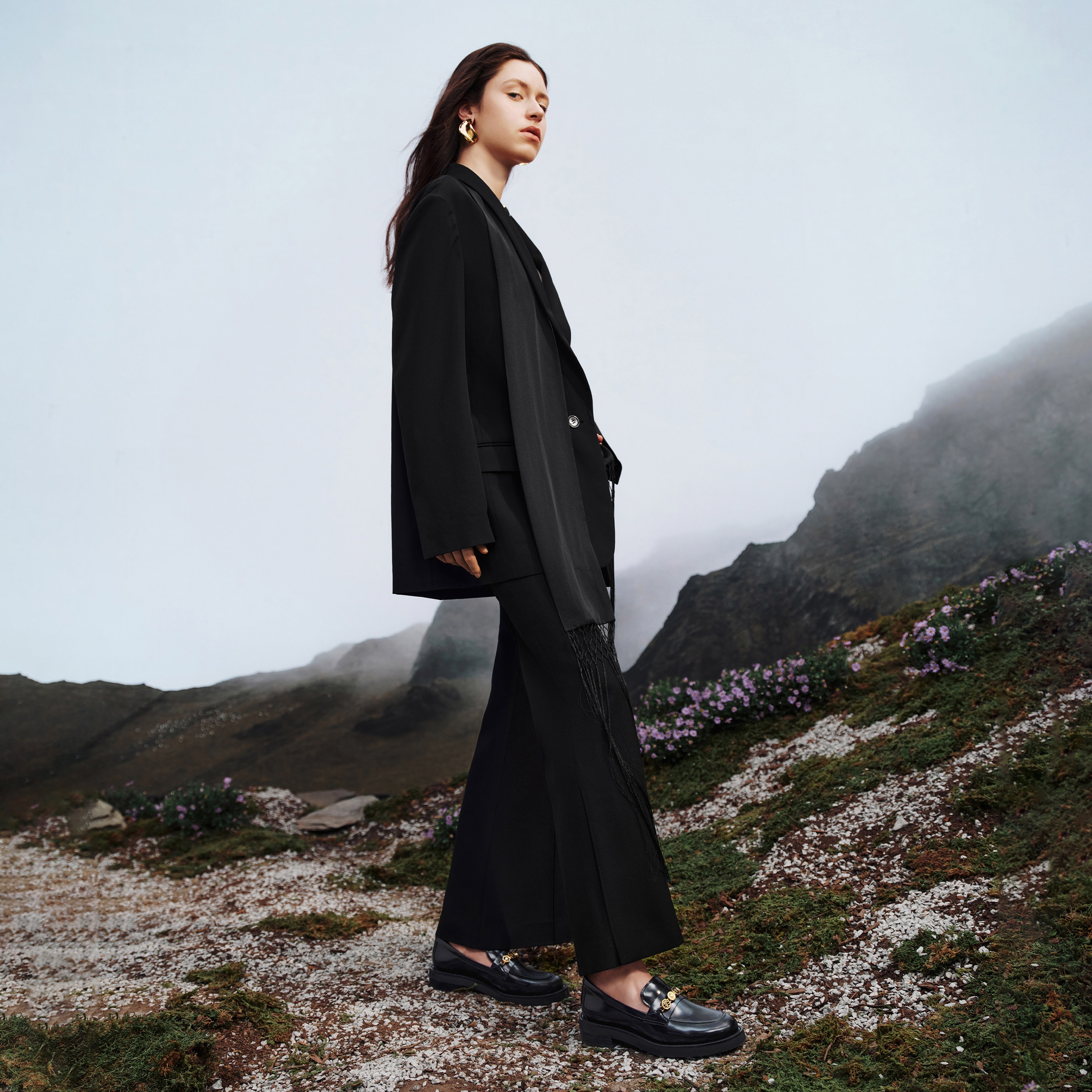 思加图2025春季新款四便爵士乐福鞋英伦风粗跟小皮鞋女单鞋9UL01AA5