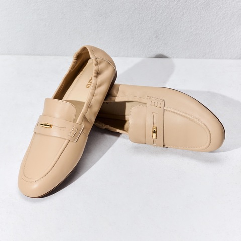 思加图2025春季新款英伦风奶油鞋乐福鞋平底鞋一脚蹬女单鞋EC205AA5