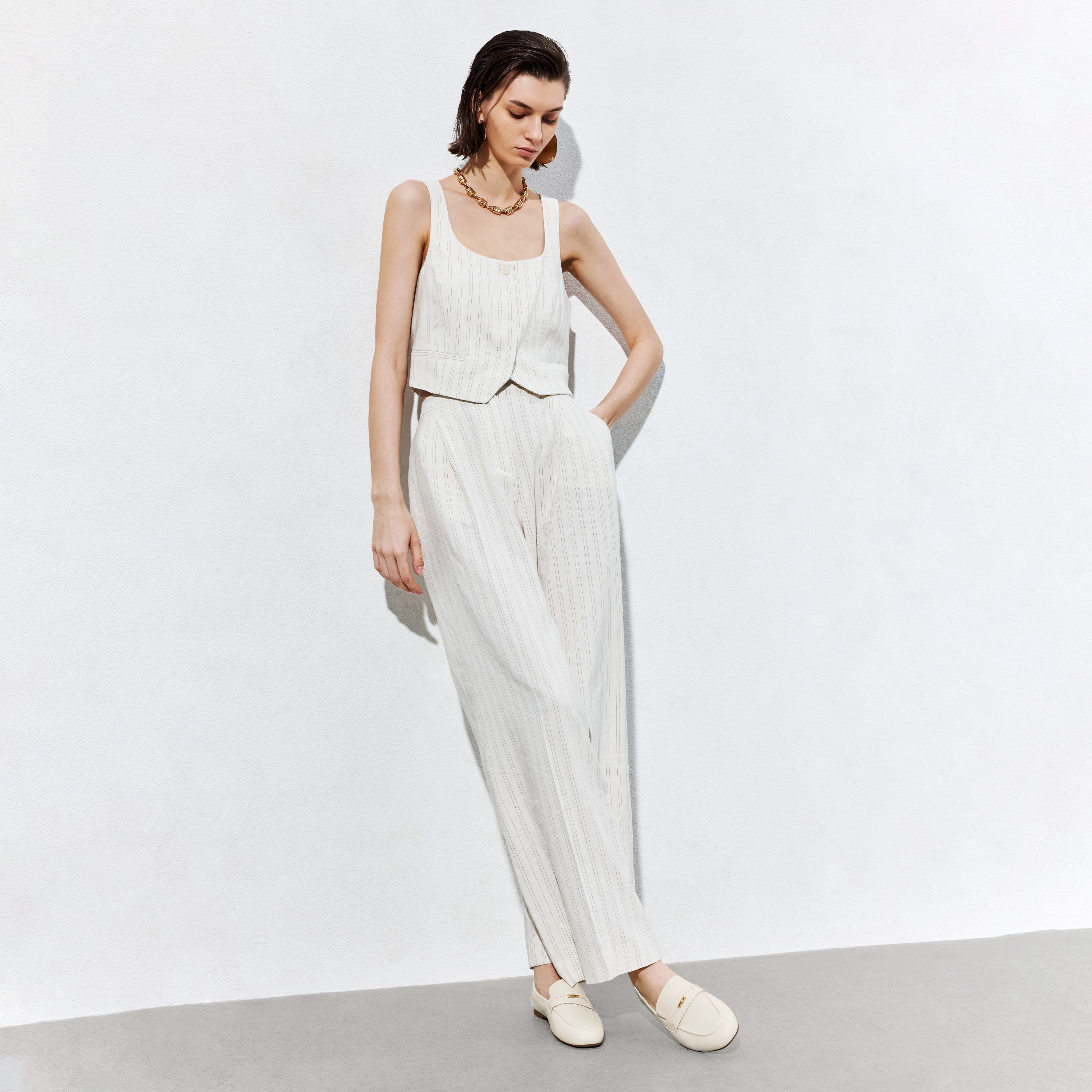 思加图2025春季新款英伦风奶油鞋乐福鞋平底鞋一脚蹬女单鞋EC205AA5