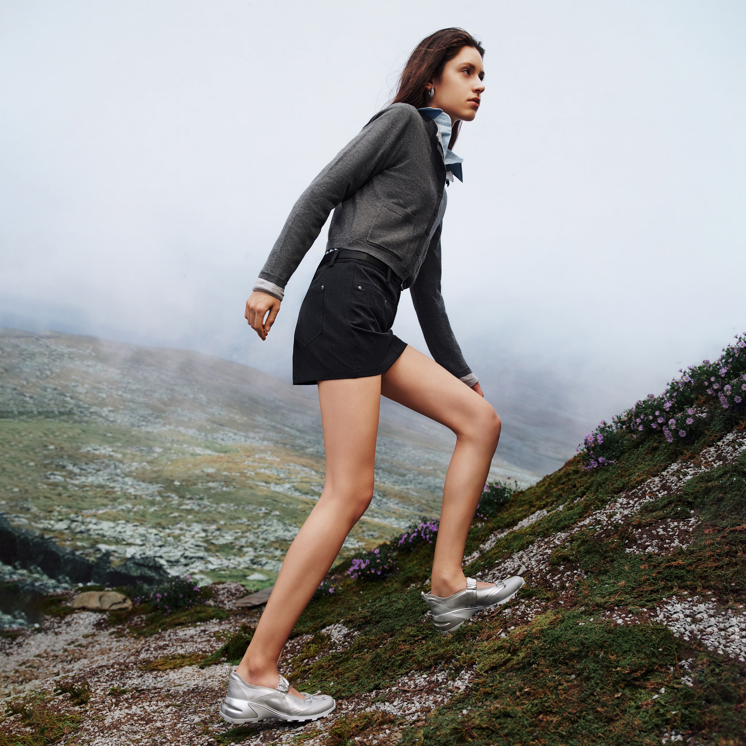 思加图2025春季新款月光蝴蝶奶油鞋玛丽珍鞋厚底浅口单鞋女鞋Y2280AQ5