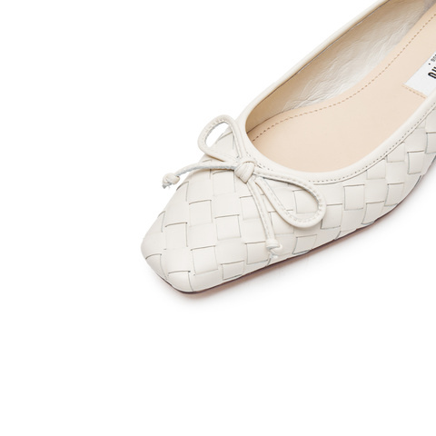 思加图2025春季新款奶油鞋平底鞋浅口鞋单鞋通勤女皮鞋EWV01AQ5